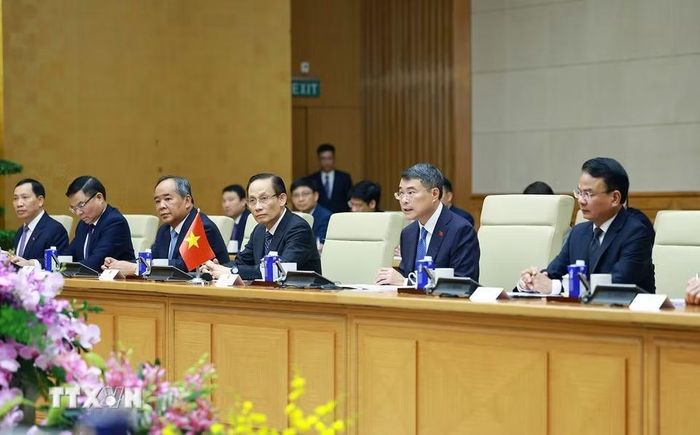Thủ tướng Lê Minh Hưng phát biểu tại cuộc hội kiến Tổng thống nước Cộng hòa Liên bang Myanmar Min Aung Hlaing. (Ảnh: Dương Giang/TTXVN)