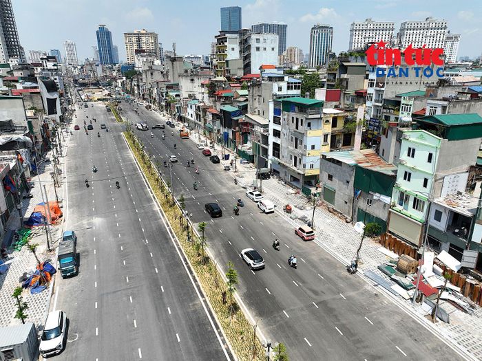 Theo kế hoạch, dự án bãi đỗ xe - nhà để xe kết hợp cây xanh, vườn hoa trên đường Vành đai 1 sẽ hoàn thành trong năm 2027. Công trình được kỳ vọng góp phần chỉnh trang, cải thiện diện mạo đô thị, hạn chế tình trạng dừng, đỗ xe không đúng quy định, lấn chiếm lòng đường, vỉa hè...