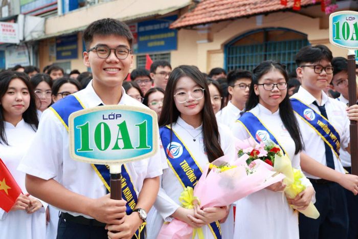 Nụ cười rạng rỡ của học sinh TP Hồ Chí Minh trong ngày bắt đầu năm học mới.
