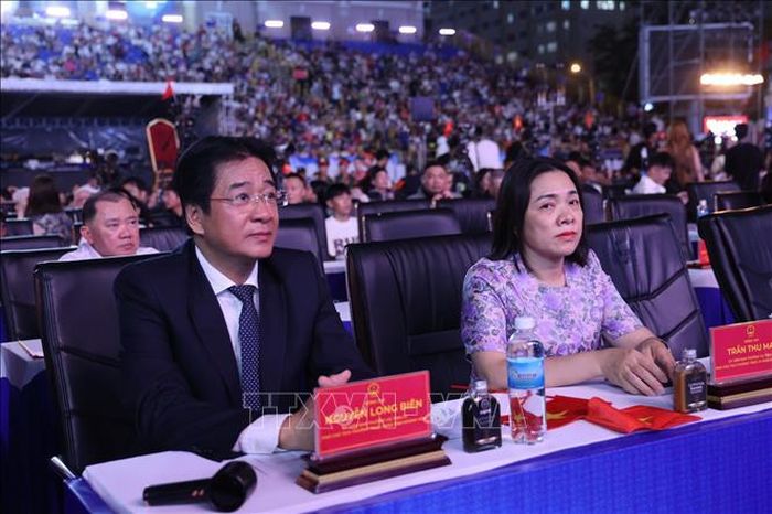 Lãnh đạo UBND tỉnh Khánh Hòa tham dự Đêm chung kết Miss World 2026.