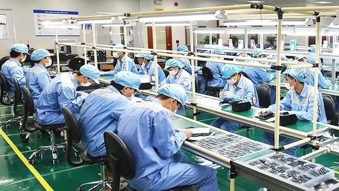 Việt Nam đã tham gia vào hầu hết các công đoạn của chuỗi giá trị bán dẫn toàn cầu, thu hút hơn 50 doanh nghiệp thiết kế chip với khoảng 7.000 kỹ sư, cùng nhiều dự án lớn về đóng gói, kiểm thử