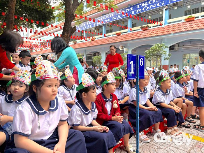 Hình ảnh ghi nhận tại Trường tiểu học Hạnh Thông.