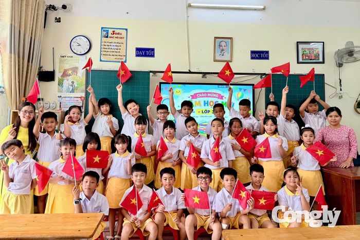 Sự tự tin, hào hứng của các em học sinh.