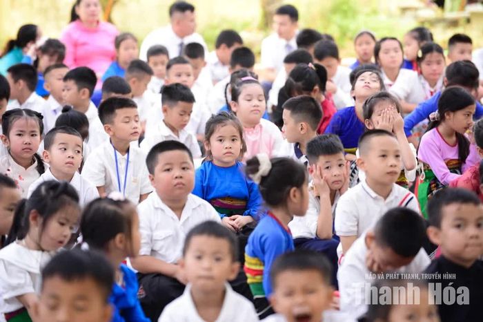 Từ mái trường, các em tiếp tục được trang bị kiến thức, rèn luyện kỹ năng và nuôi dưỡng những ước mơ...