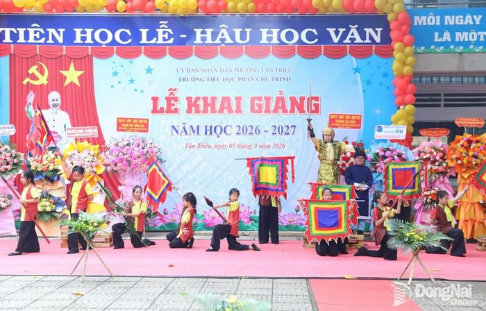 Chương trình văn nghệ “Hào khí Đồng Nai”. Ảnh: Huy Anh
