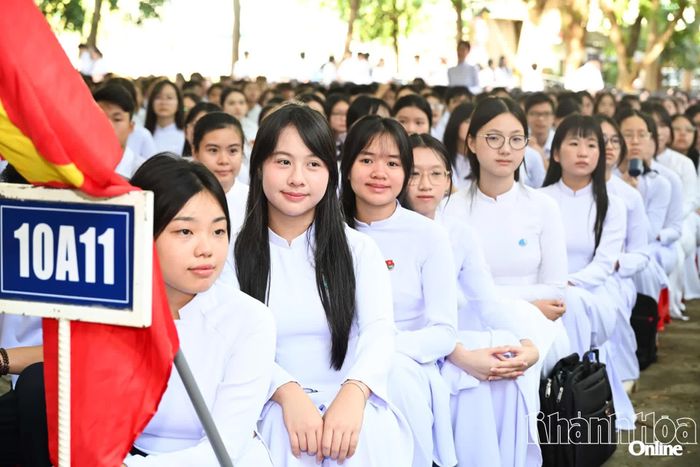 Niềm vui của học sinh nhà trường trong ngày khai giảng.