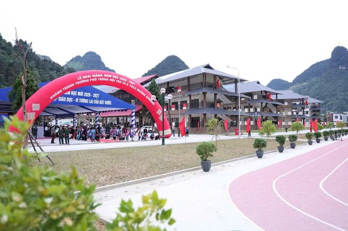 Điểm cầu trung tâm trước giờ khai giảng năm học mới 2026 - 2027
