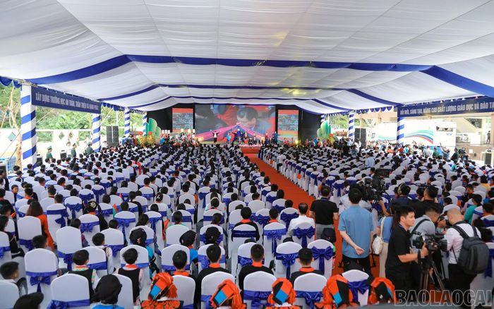 Quang cảnh Lễ khai giảng.