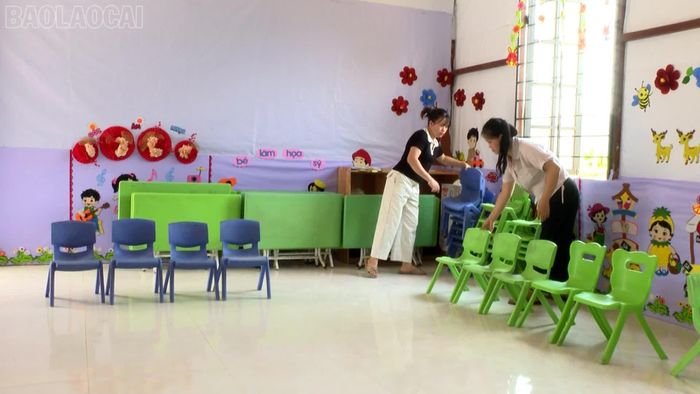 Xã Nậm Chày xác định việc chăm lo cho giáo dục phải bắt đầu từ nhu cầu thiết thực của thầy và trò.