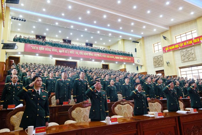 Gần 1.000 học viên và cán bộ, giảng viên các Khoa, Hệ đã tham dự lễ khai giảng