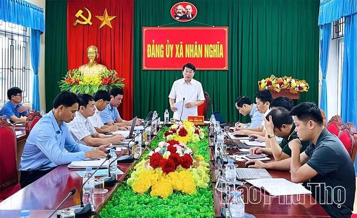 Ban Thường vụ Đảng ủy xã Nhân Nghĩa triển khai nội dung nâng cao chất lượng sinh hoạt chi bộ.