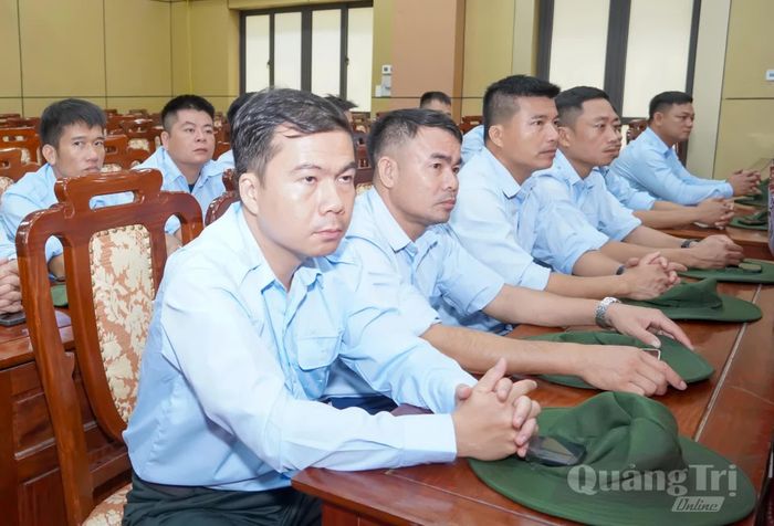 Đại biểu tham dự buổi lễ - Ảnh: N.H