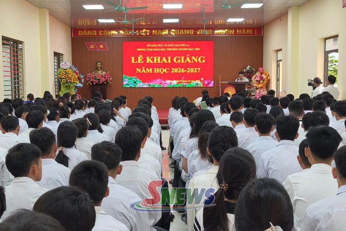 Lễ khai giảng năm học 2026 - 2027 tại Trung tâm GDTX Bắc Yên, xã Bắc Yên.