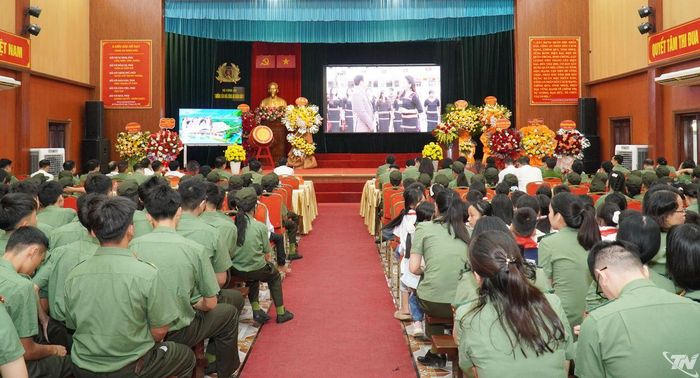 Quang cảnh Lễ khai giảng.