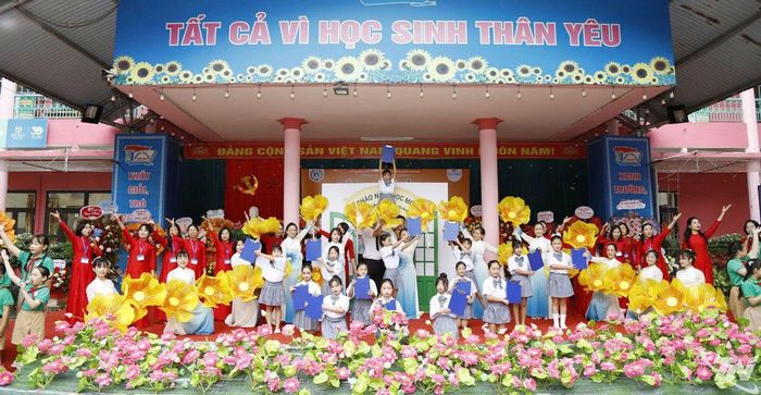 Thầy và trò Trường 