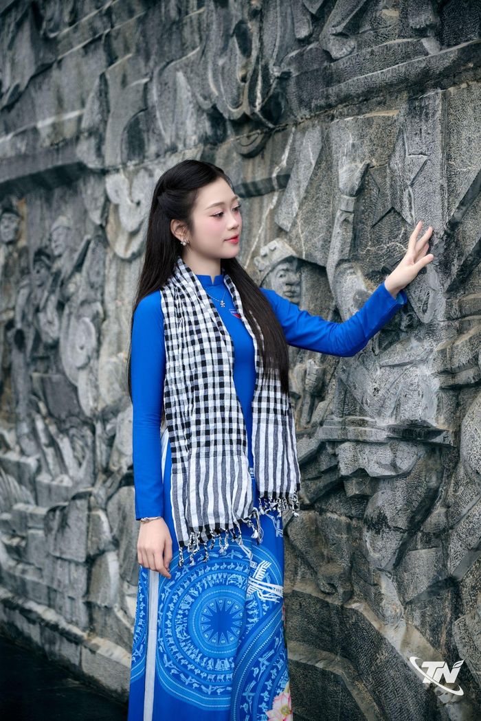 Di tích Đèo Giàng được nhiều bạn trẻ lựa chọn làm điểm chụp ảnh.