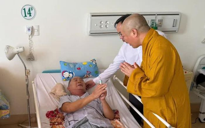 Thăm hỏi và tặng quà đến các bệnh nhân hoàn cảnh khó khăn tại Bệnh viện Đa khoa Bà Rịa