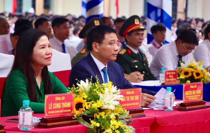 Phó Thủ tướng Nguyễn Văn Thắng dự lễ khai giảng tại TP Đồng Nai.