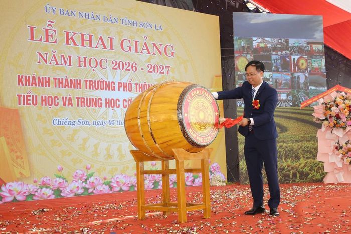 Thầy trò Trường Phổ thông nội trú TH - THCS Chiềng Sơn bước vào năm học mới.