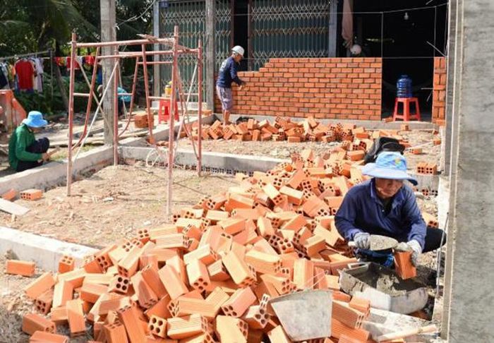 Cần Thơ triển khai thực hiện xóa nhà tạm, nhà dột nát cho con đẻ nạn nhân chất độc hóa học.