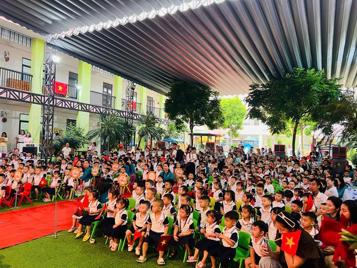 Ngành giáo dục tỉnh Phú Thọ bước vào năm học mới với quyết tâm đổi mới mạnh mẽ, nâng cao chất lượng thực chất, tạo môi trường để mỗi học sinh phát triển toàn diện và tự tin hướng tới tương lai.