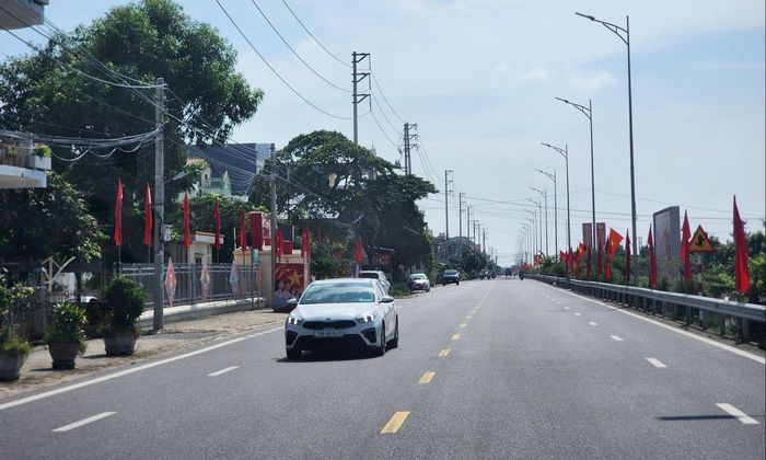 Khi người dân sẵn sàng nhường đất, những tuyến đường không chỉ rộng hơn mà còn mở ra cơ hội phát triển mới.