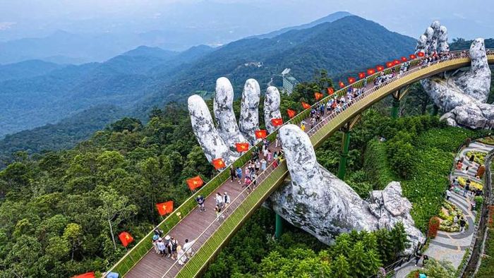 2/9 năm nay, TP. Đà Nẵng ước đón hơn 850.000 lượt khách, tăng 37% so với cùng kỳ năm trước