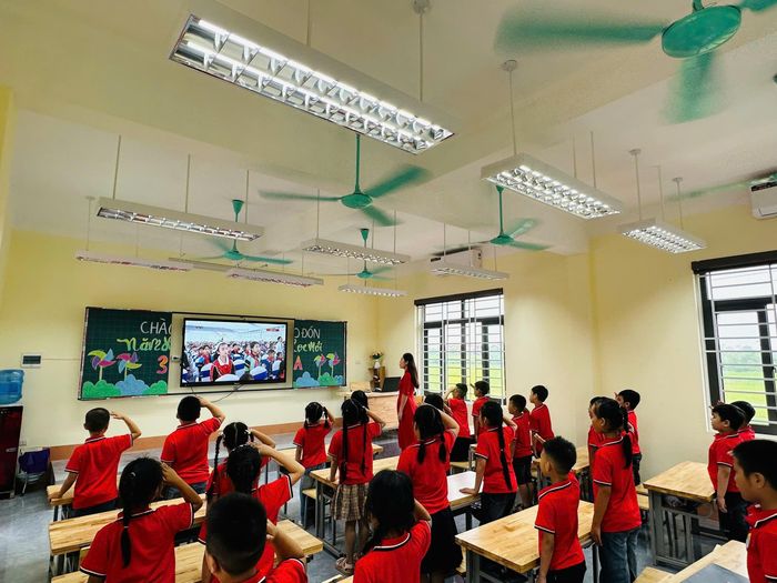 Lễ khai giảng năm học 2026-2027 tại Trường tiểu học Thanh Miếu 1, phân hiệu Bạch Hạc
