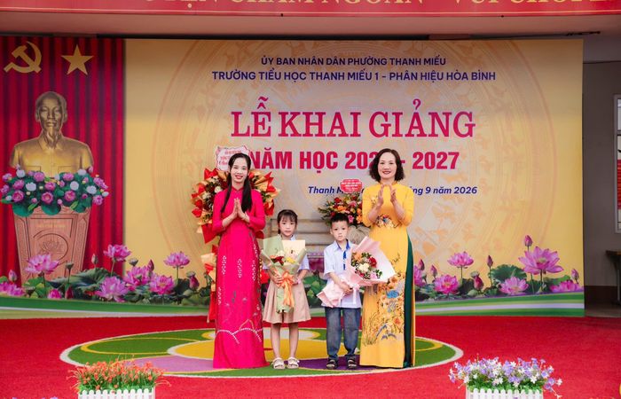 Lễ khai giảng năm học 2026-2027 tại Trường tiểu học Thanh Miếu 1, phân hiệu Hòa Bình