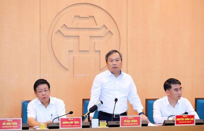 Chủ tịch UBND thành phố Hà Nội Vũ Đại Thắng phát biểu tại phiên họp. Ảnh: Phạm Linh