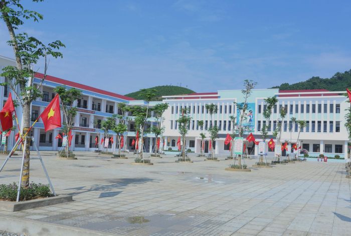 Những ngôi trường mới khang trang, hiện đại