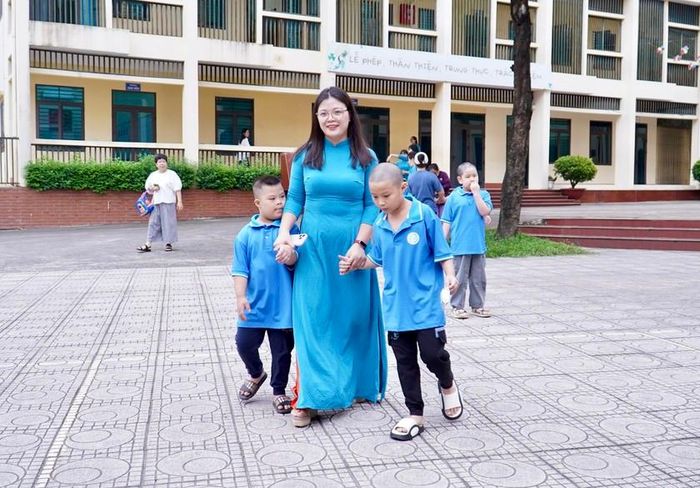 Đón học sinh vào năm học mới tại Trung tâm hỗ trợ phát triển giáo dục hòa nhập Thái Nguyên.