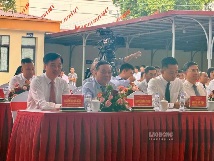 Ủy viên Bộ Chính trị, Bí thư Trung ương Đảng, Trưởng Ban Tổ chức Trung ương Nguyễn Duy Ngọc tham dự buổi lễ. Ảnh: Báo Lao Động.