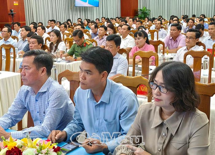 Hội nghị tuyên truyền ngày Pháp luật năm 2025 tại UBND tỉnh Cà Mau.