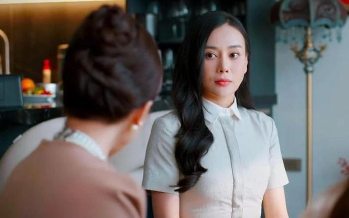 Phương Oanh trong phim Gió ngang khoảng trời xanh