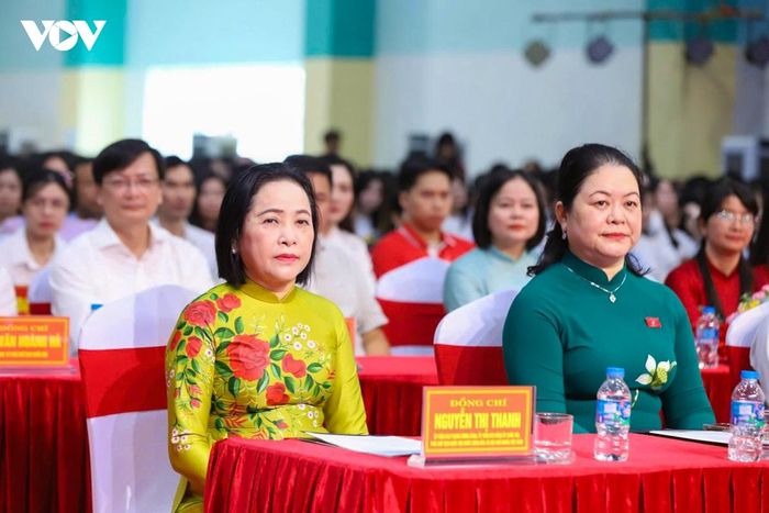 Ủy viên Trung ương Đảng, Phó Chủ tịch Quốc hội Nguyễn Thị Thanh dự Lễ Khai giảng năm học mới 2026 - 2027 tại Trường THPT chuyên Lương Văn Tụy (tỉnh Ninh Bình)