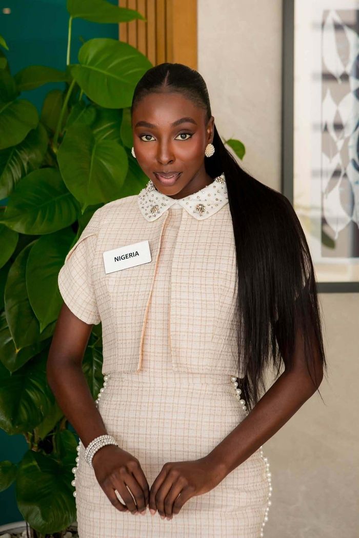 Đại diện Nigeria - Tamunosoye Karibi-George (Soye) cũng là cái tên được dự đoán sẽ chiến thắng tại Miss World 2026. Tại cuộc thi năm nay, cô vào Top 40 khi giành chiến thắng Top Model khu vực châu Phi. Ngoài ra, điểm đáng chú ý của Soye là dự án “Beyond Labels”, tập trung vào trẻ em khuyết tật và những người có nhu cầu đặc biệt. Cô muốn nâng cao cơ hội tiếp cận giáo dục và thúc đẩy sự hòa nhập của các nhóm yếu thế.