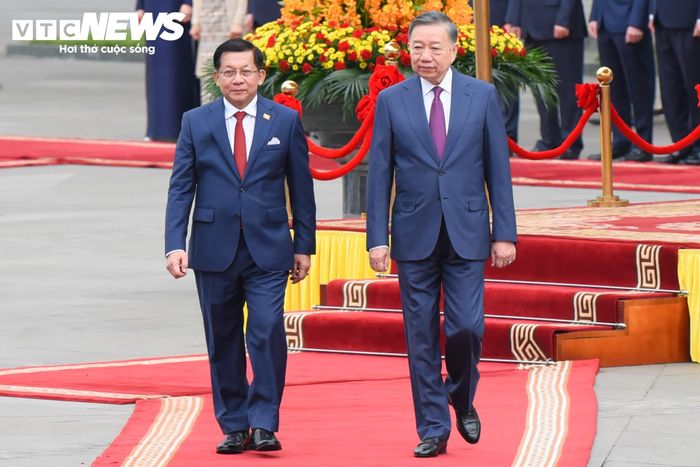 Đây là lần đầu tiên Tổng Bí thư, Chủ tịch nước Tô Lâm và Tổng thống Myanmar Min Aung Hlaing gặp nhau trực tiếp trên cương vị nguyên thủ quốc gia.
