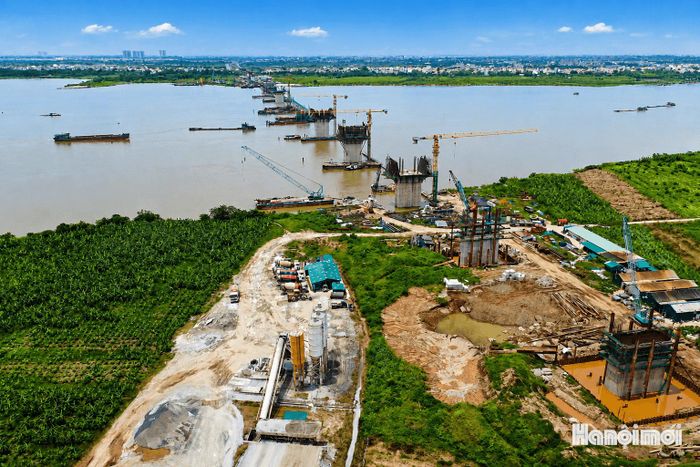 Khi các công trình hoàn thành, mạng lưới cầu mới sẽ không chỉ tăng năng lực giao thông mà còn góp phần tái cấu trúc không gian đô thị, cảnh quan hai bên sông Hồng.