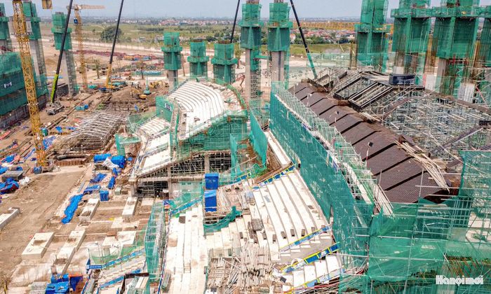 Theo kế hoạch, sân vận động Trống Đồng hoàn thành vào tháng 7/2027. Khi đưa vào sử dụng, công trình được định hướng phục vụ các giải đấu thể thao, chương trình văn hóa, nghệ thuật và những sự kiện quốc tế quy mô lớn.