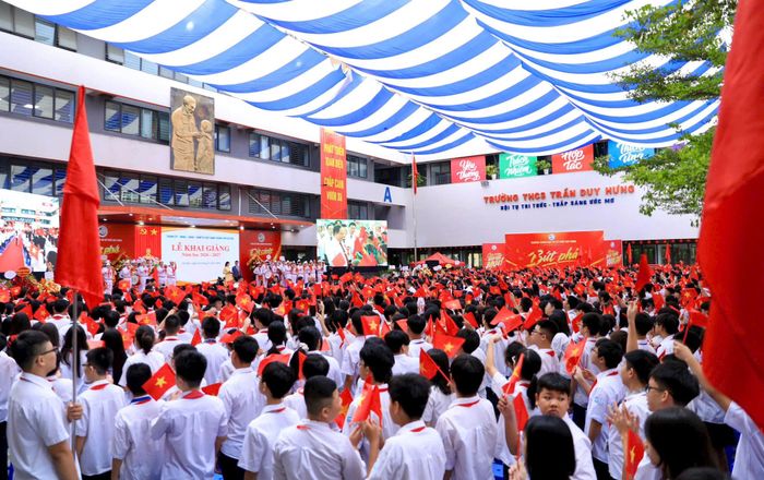 Trường Trung học cơ sở Trần Duy Hưng là một trong những điểm sáng của ngành Giáo dục và Đào tạo Hà Nội. Ảnh: Quang Thái