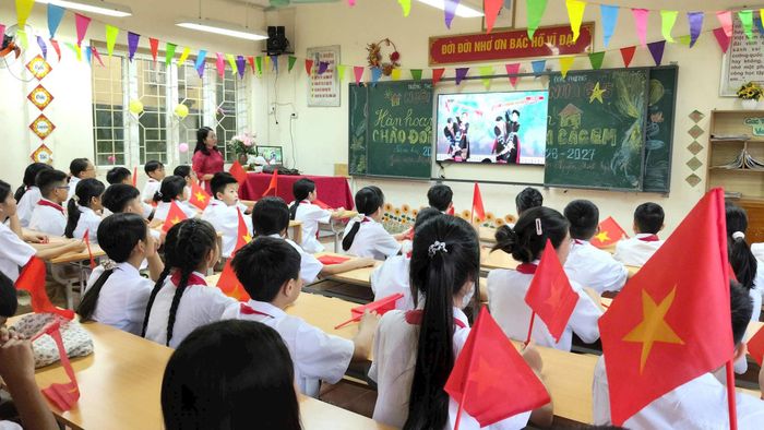 Hơn 8.500 học sinh Đoài Phương bước vào năm học mới. Ảnh: PV
