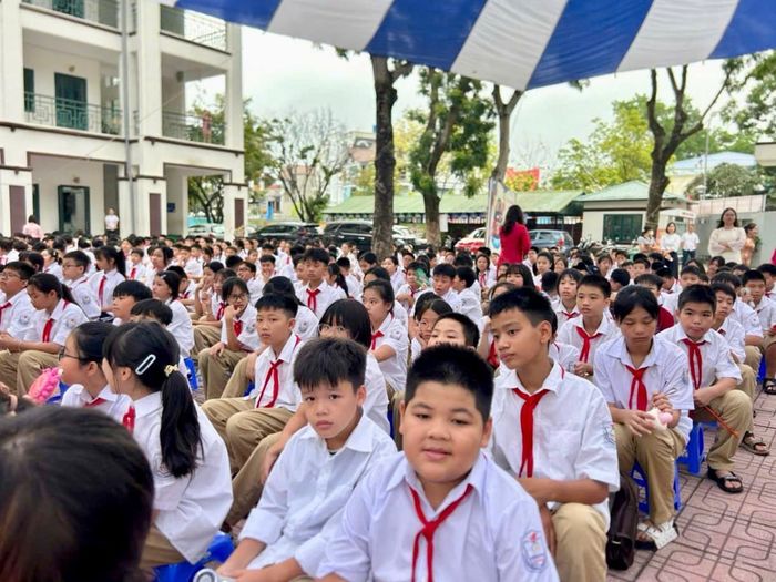 Hơn 25.500 học sinh xã Sóc Sơn tham gia lễ khai giảng tại các cơ sở giáo dục. Ảnh: Ngô Thu