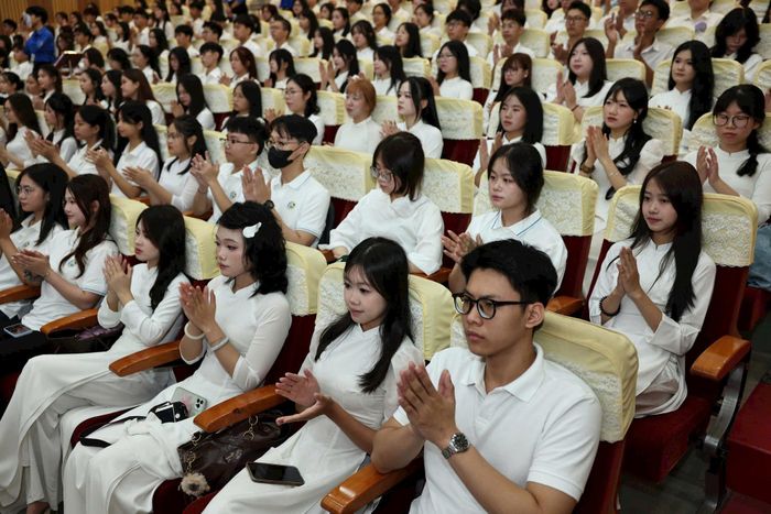 Năm học 2026-2027, Trường Đại học Sư phạm Hà Nội chào đón hơn 5.600 tân sinh viên. Ảnh: Thanh Tùng
