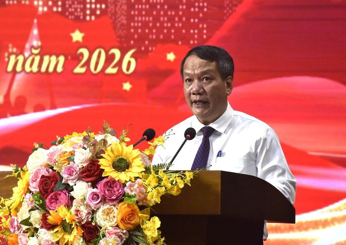Bí thư Đảng ủy, Chủ tịch HĐND xã Thanh Trì Nguyễn Tiến Cường phát biểu khai mạc. Ảnh: Kim Tiến