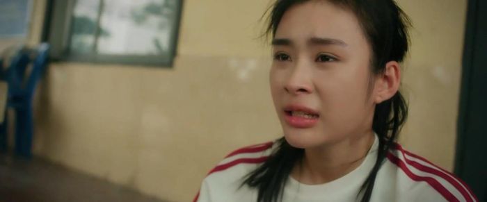 Minh đau khổ và dằn vặt khi biết mình đã bị lừa. Ảnh VTV