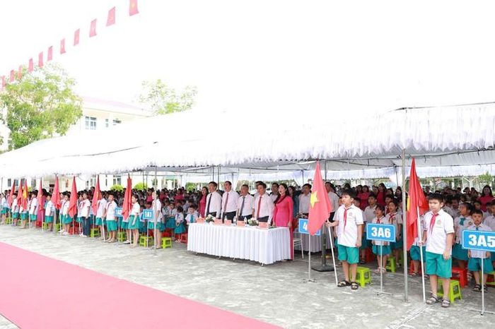 Lễ khai giảng tại Đầm Hà. Ảnh: Sở VHTTDL Quảng Ninh