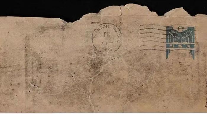  Lá thư chứa mầm bệnh than gửi ngày 12/10/2001 khiến Quốc hội Mỹ đóng cửa. Ảnh: Smithsonian 