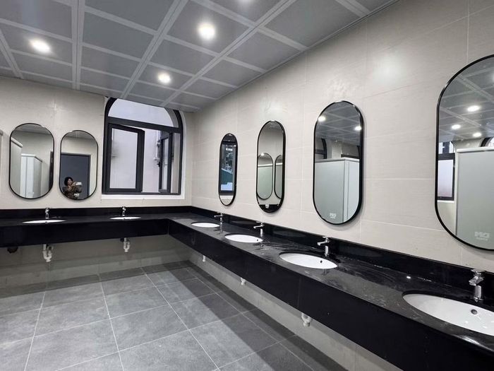 Sau khi nâng cấp, trường THPT Việt Đức có phòng mỹ thuật, âm nhạc, tập luyện văn nghệ rộng, đảm bảo đáp ứng nhu cầu của nhiều học sinh hơn. - Ảnh: Nhà giáo Bùi Thị Lan Anh