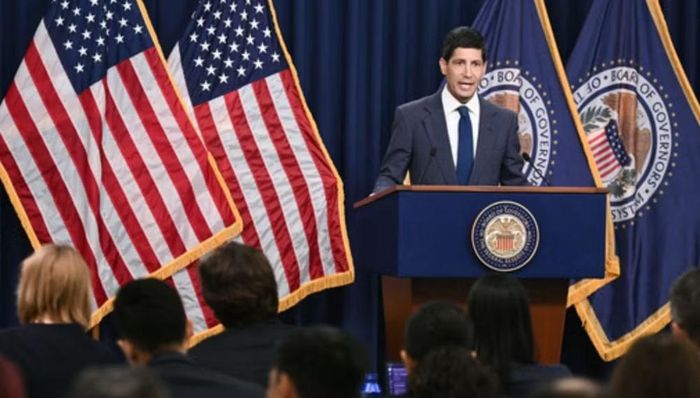 Theo CNBC, Fed đã không đạt mục tiêu này trong hơn 5 năm, trong khi các hộ gia đình Mỹ tiếp tục chịu sức ép từ giá cả cao.